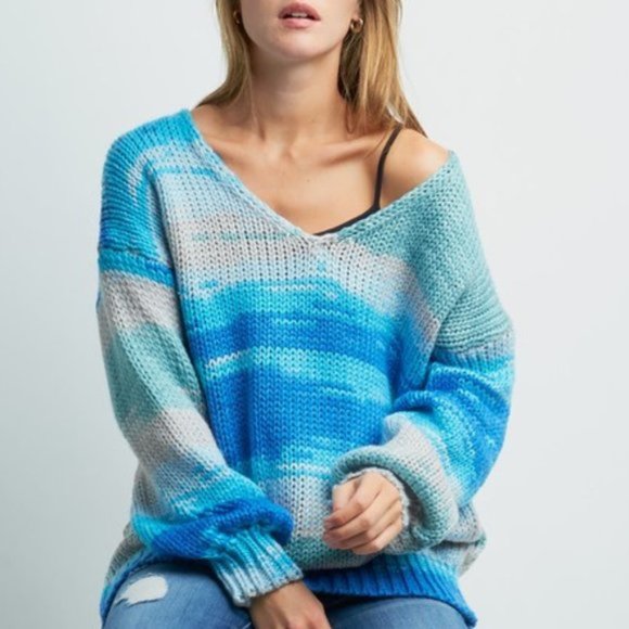 SOLD OUT! BLUE HUES KNIT SWEATER TOP - Picture 2 of 4